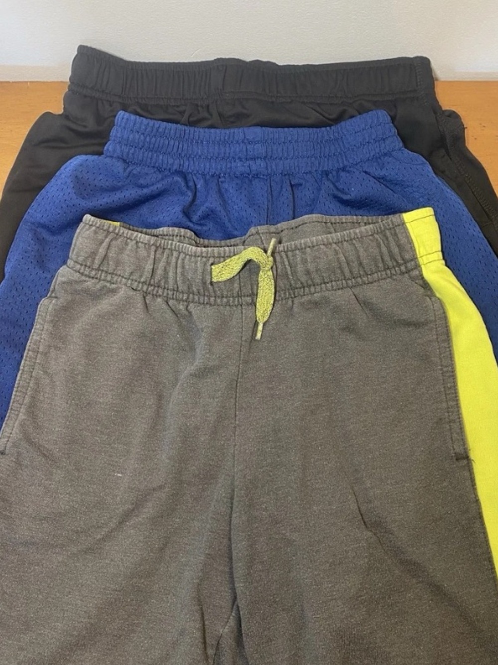 Boys Medium Shorts Athletic Gym Active Play Basketball Bundle Lot of 3